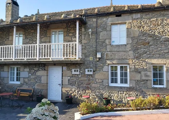 Casa Pereiro Playa De Esteiro ビベイロ